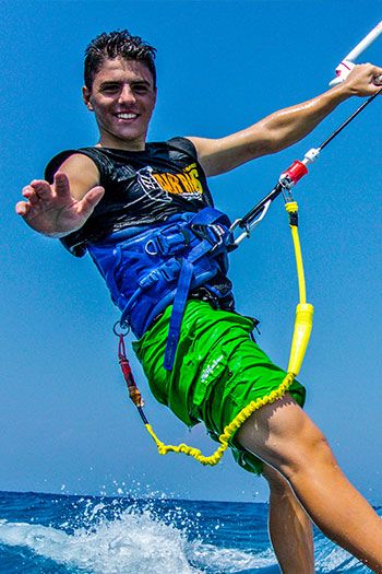 alex-kitesurfing-kite-air-riders-kitepro-center-kremasti-rhodes-instructor-team