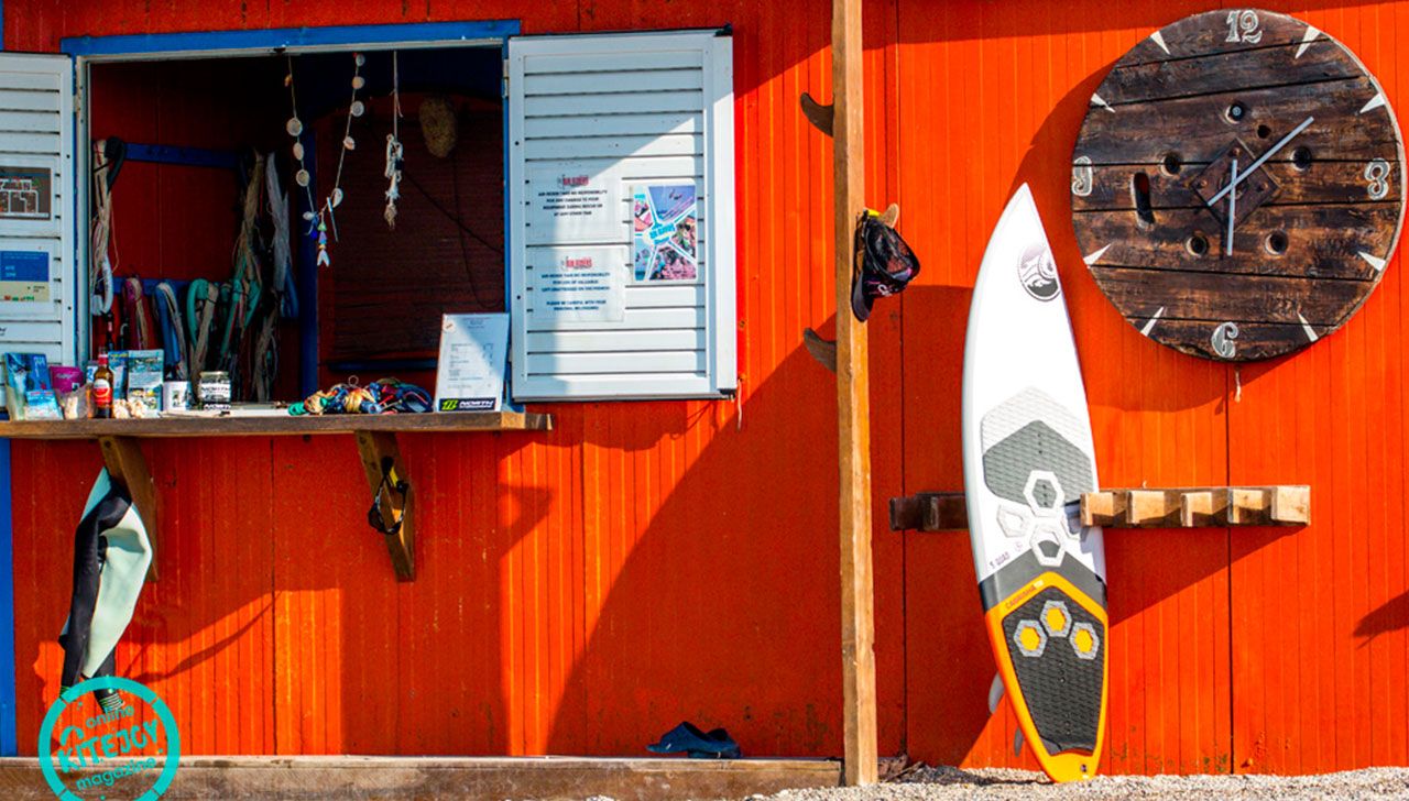 kitesurfing-kite-air-riders-kitepro-center-kremasti-rhodes-board-office