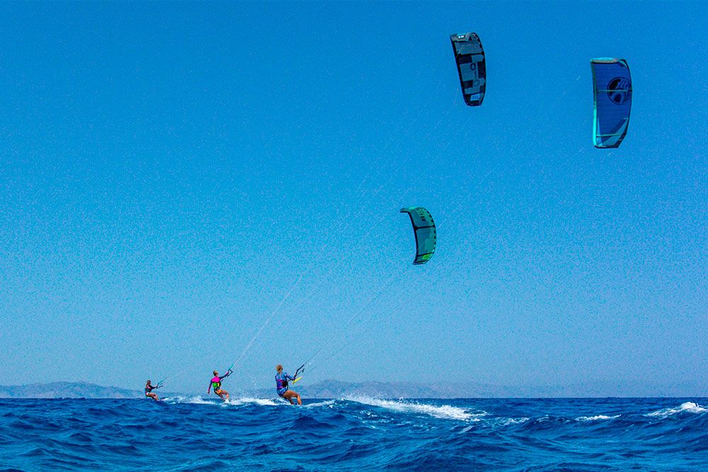 downwind-kite-air-riders-kitepro-center-kremasti-rhodes